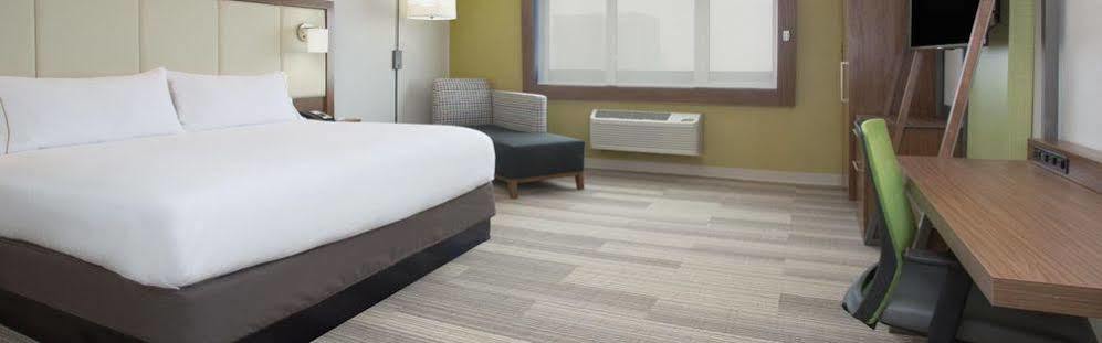 Holiday Inn Express & Suites Tulsa South - Woodland Hills By Ihg Ngoại thất bức ảnh