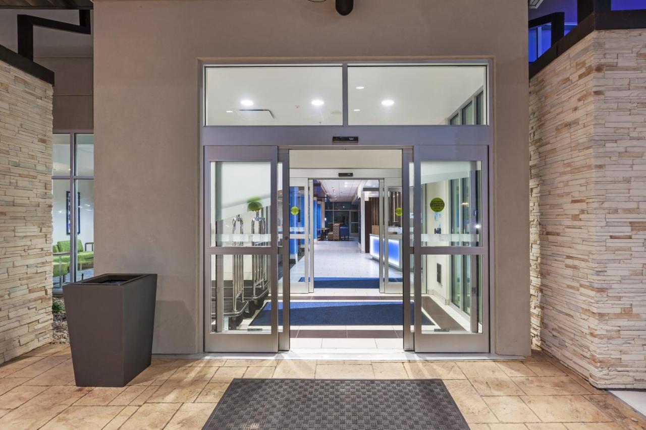 Holiday Inn Express & Suites Tulsa South - Woodland Hills By Ihg Ngoại thất bức ảnh